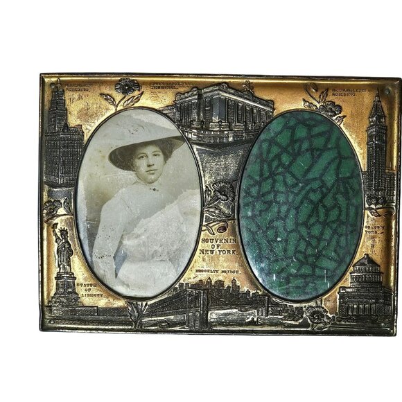 Antique 1910s New York Photo Frame 5x7 metal souviner raised relief Statue Liber - Picture 2 of 15